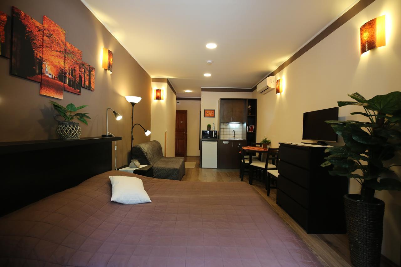 Napraforgo Wellness Haz Es Panzio Bed & Breakfast Pecs Luaran gambar